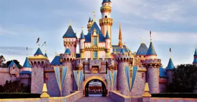 a-first-time-traveler’s-guide-to-paris-disneyland